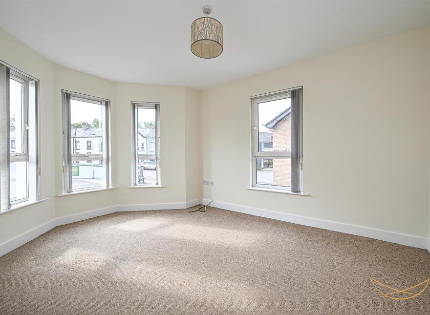 10 Greenburn River Mews, Ballynure Road, Ballyclare, BT39 9AG