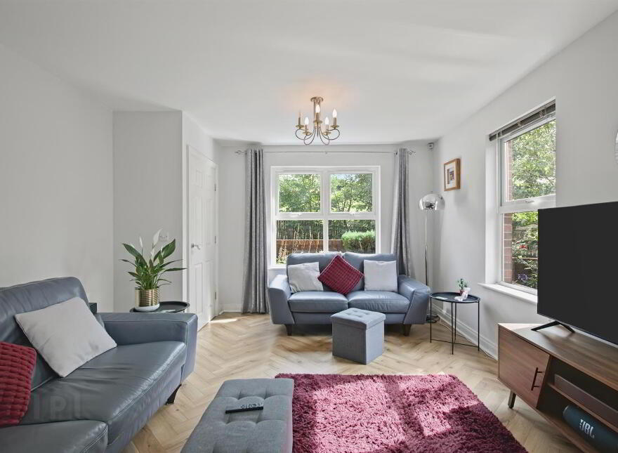 1 Wolfhill Manor, Belfast, BT14 8DE