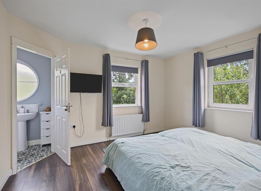 1 Wolfhill Manor, Belfast, BT14 8DE