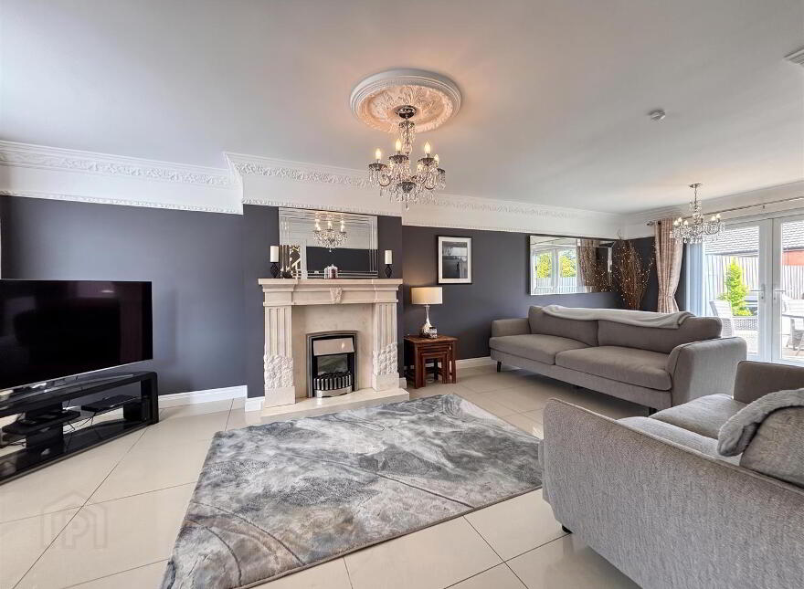 6 Nelson Square, Belfast, BT13 2PR