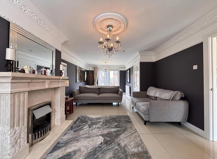 6 Nelson Square, Belfast, BT13 2PR