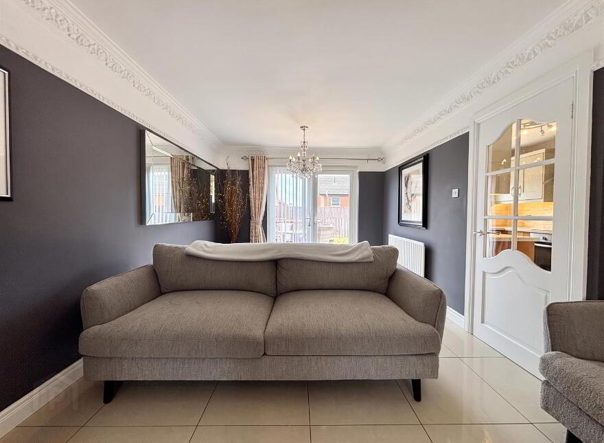 6 Nelson Square, Belfast, BT13 2PR