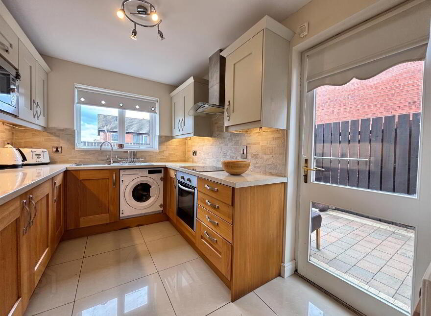 6 Nelson Square, Belfast, BT13 2PR