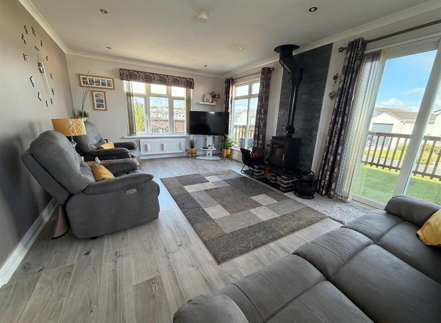 25 Seahaven Avenue, Groomsport, Bangor, BT19 6PQ