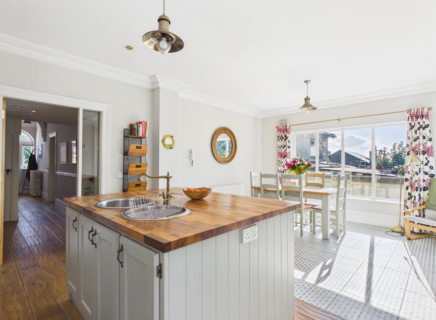 1 Merville Terrace, Patrick Street, Tramore, X91EK24