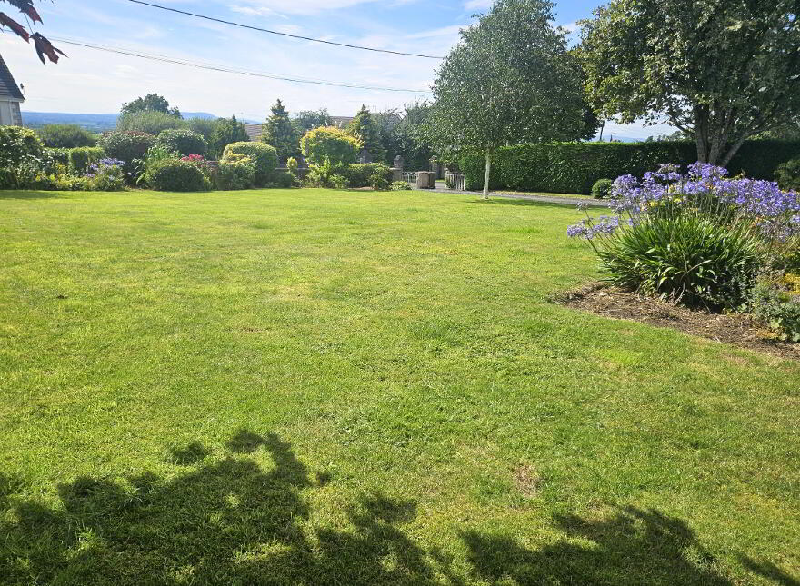 37 Taylorstown Hill, Antrim, BT41 3RL