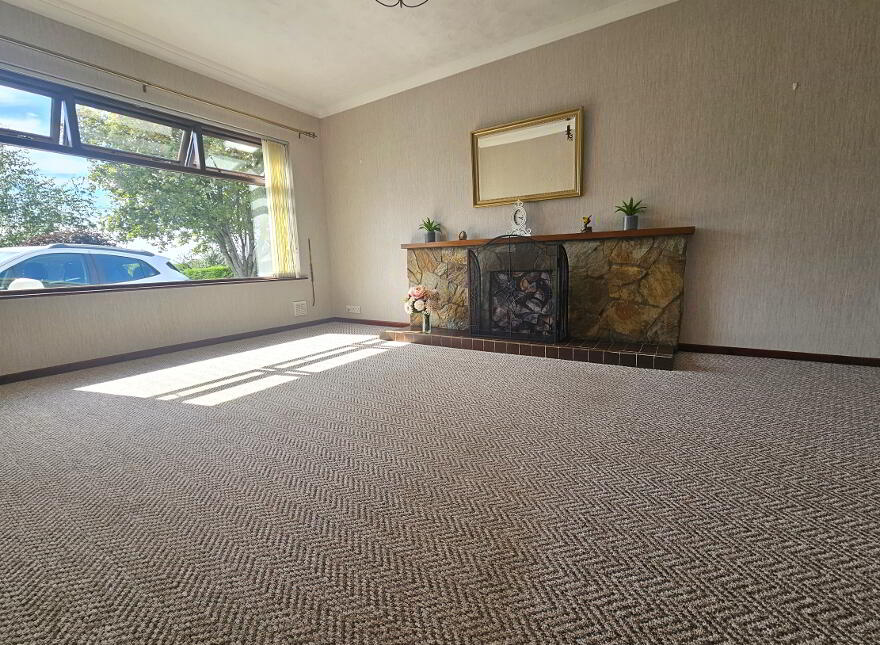 37 Taylorstown Hill, Antrim, BT41 3RL