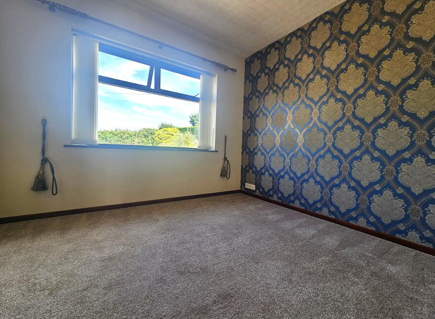 37 Taylorstown Hill, Antrim, BT41 3RL