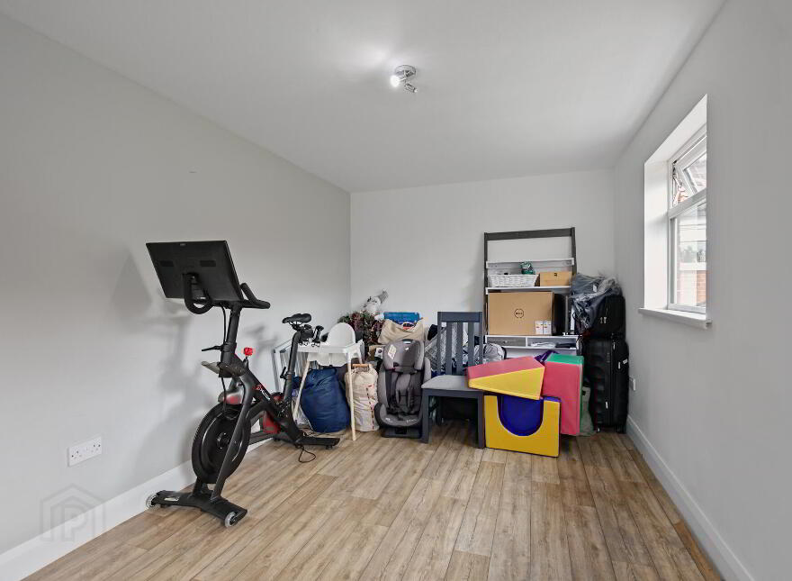 33 Glenhugh Park, Belfast, BT8 7PQ