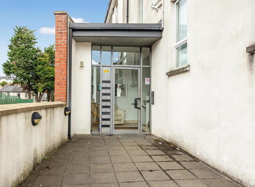 Apt 1, 34 Central Avenue, Bangor, BT20 3AF