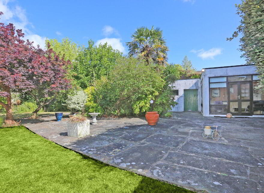 Shalom, South Circular Road, V94Y5WP