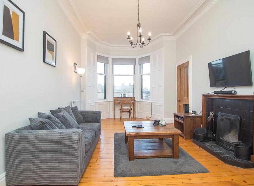 113 Comiston Road, Edinburgh, EH10 6AQ