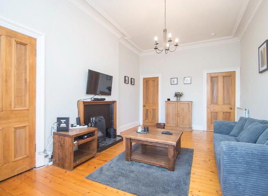 113 Comiston Road, Edinburgh, EH10 6AQ