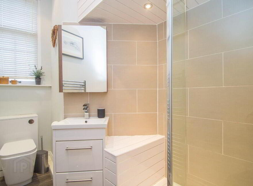 113 Comiston Road, Edinburgh, EH10 6AQ