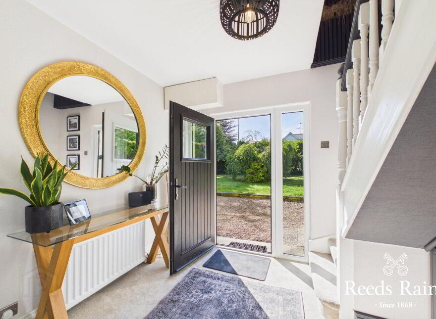 27 Moira Road, Hillsborough, BT26 6DU