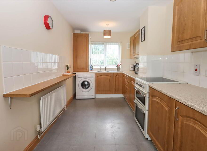 64b Craignish Crescent, Dundonald, Belfast, BT16 2RX