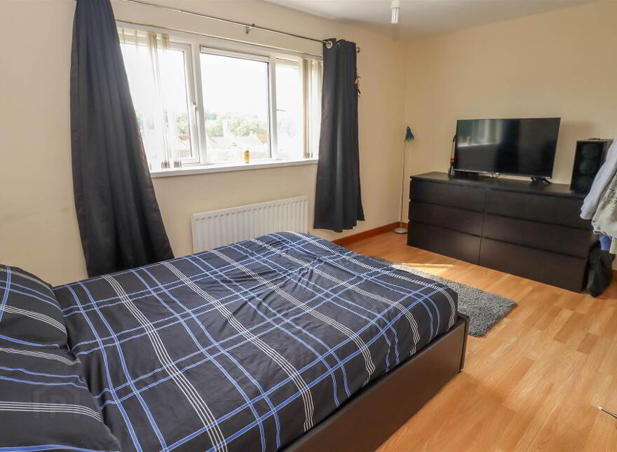 64b Craignish Crescent, Dundonald, Belfast, BT16 2RX