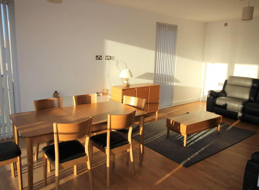 C40 Apartment The Keel Building, 33 Annadale Crescent, Belfast, BT7 3ND