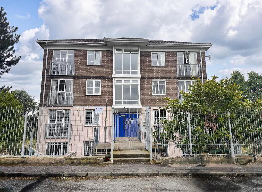 6C Creighton Mews, Dunmurry, Belfast, BT17 0LD