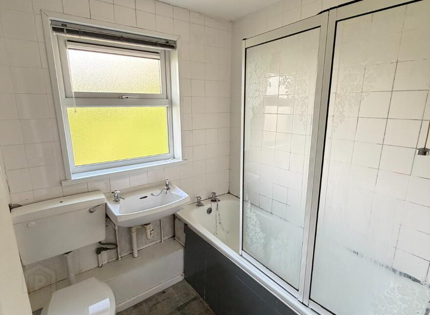 126 Ligoniel Road, Belfast, BT14 8DS