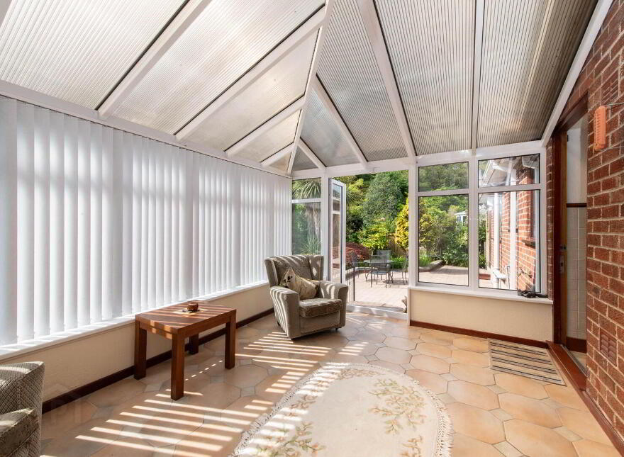 11 Glen Crescent, Jordanstown, Newtownabbey, BT37 0RZ