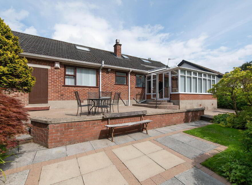 11 Glen Crescent, Jordanstown, Newtownabbey, BT37 0RZ