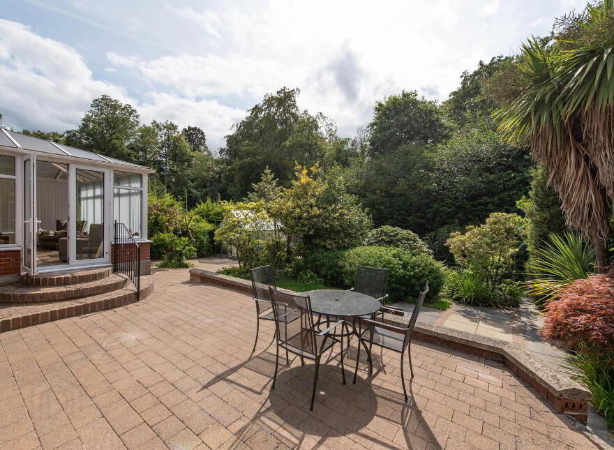 11 Glen Crescent, Jordanstown, Newtownabbey, BT37 0RZ