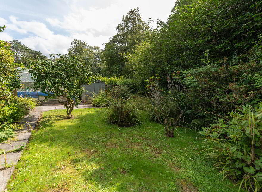 11 Glen Crescent, Jordanstown, Newtownabbey, BT37 0RZ
