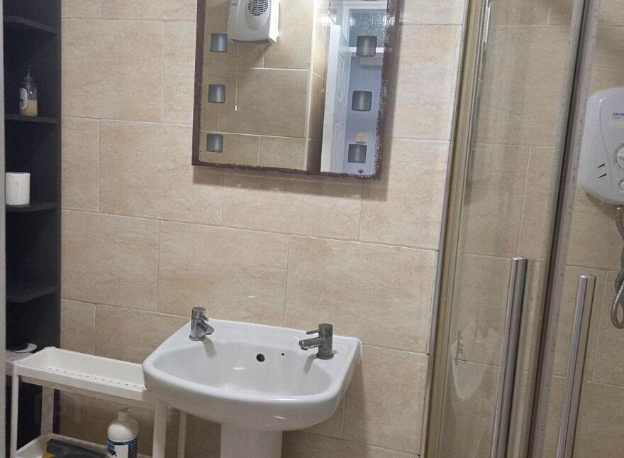 Apartment 229 Bachelors Walk Apartments, Dublin 1, D01E066