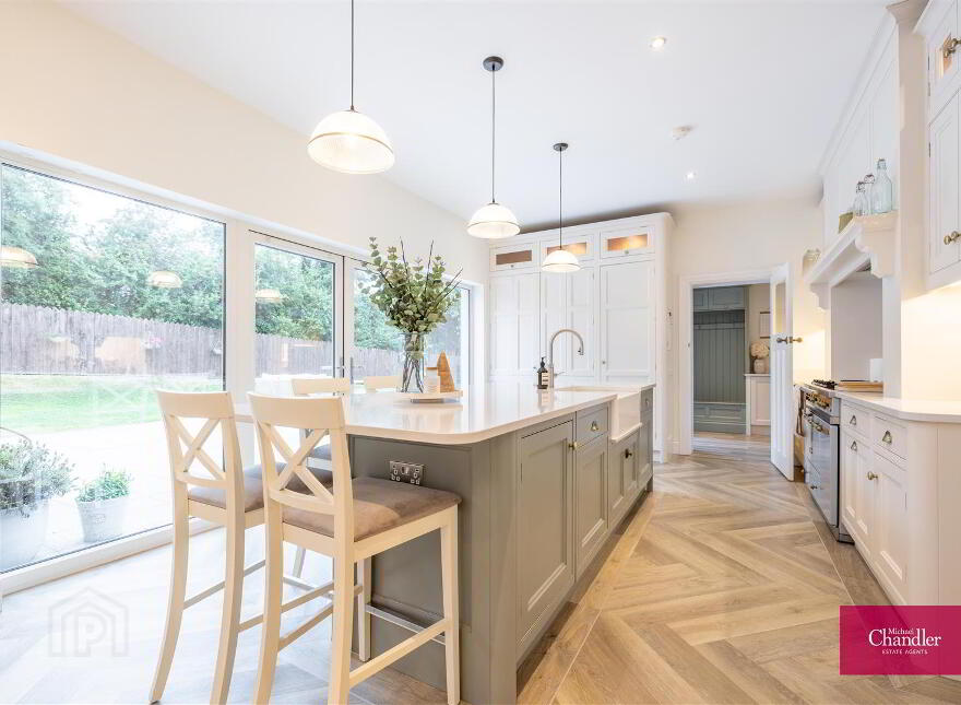 Ballydoolan House, 19b Upper Mealough Road, Belfast, BT8 8LR