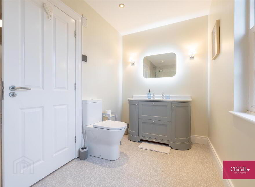 Ballydoolan House, 19b Upper Mealough Road, Belfast, BT8 8LR