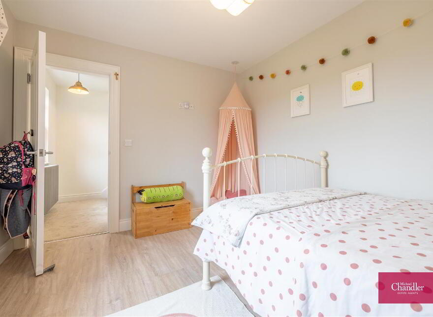 Ballydoolan House, 19b Upper Mealough Road, Belfast, BT8 8LR