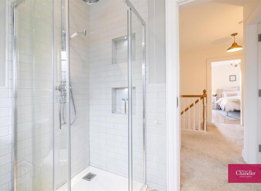 Ballydoolan House, 19b Upper Mealough Road, Belfast, BT8 8LR
