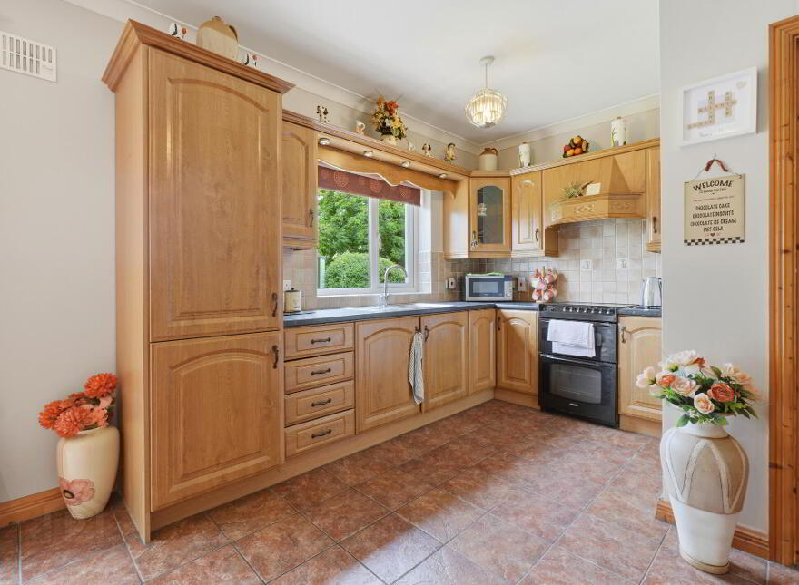 18 Lowpark Avenue, Charlestown, F12NC58