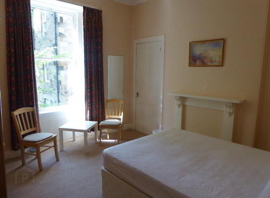 5 Sciennes, Newington, Edinburgh, EH9 1NH