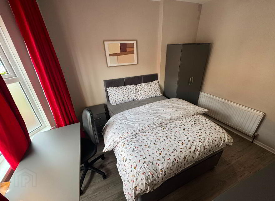 Dunluce Ave, Belfast, BT9 7AZ