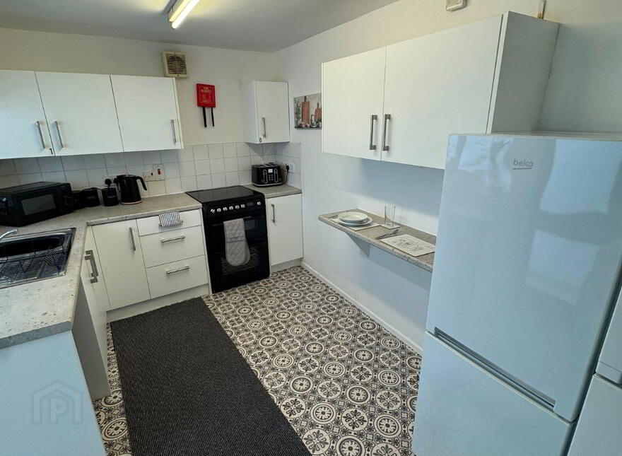 Dunluce Ave, Belfast, BT9 7AZ