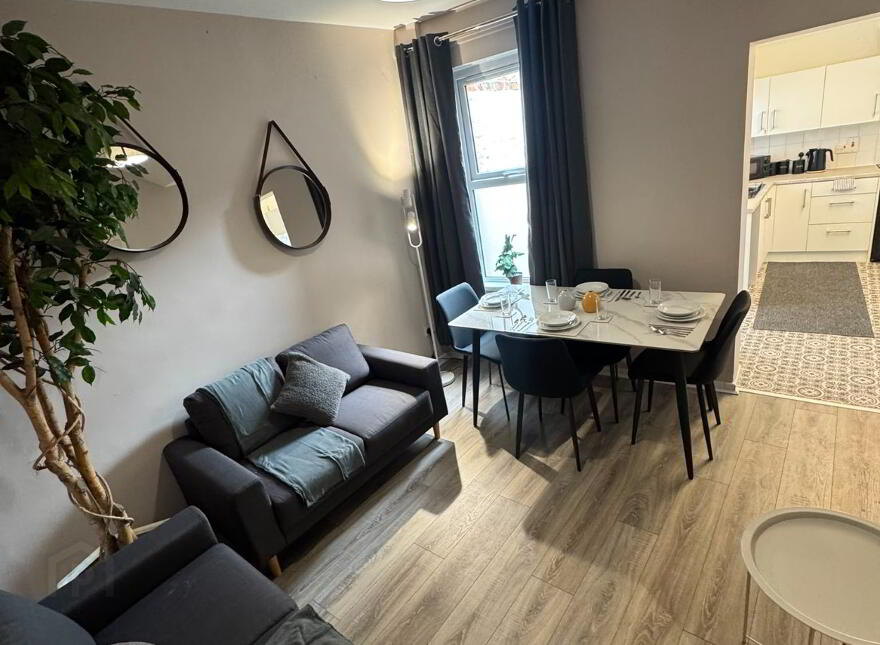 Dunluce Ave, Belfast, BT9 7AZ