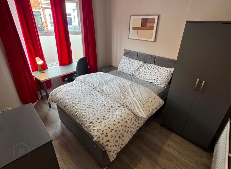 Dunluce Ave, Belfast, BT9 7AZ