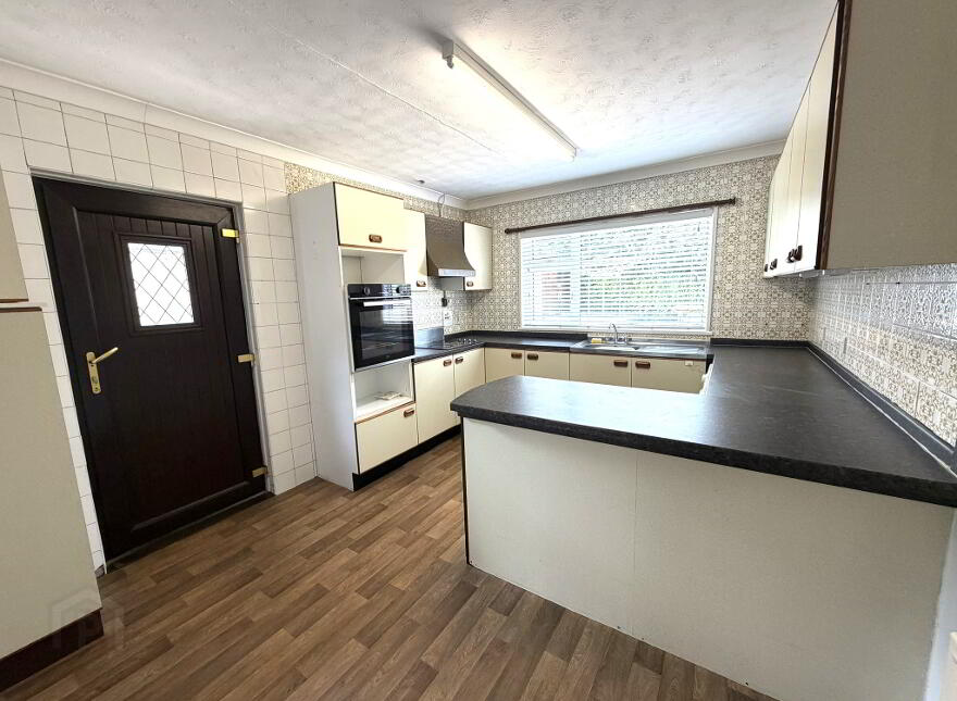 3 Ballyloughan Park, Ballymena, BT43 5HW