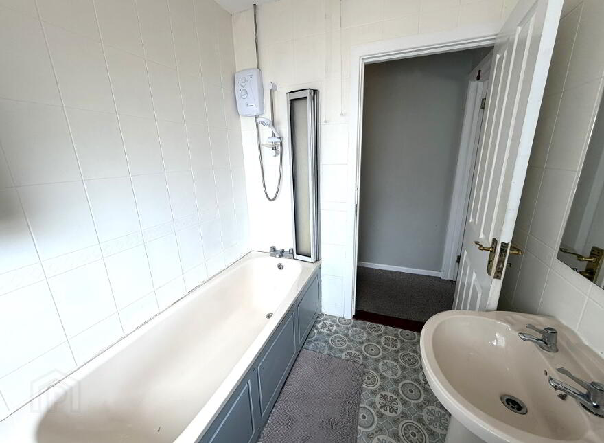 3 Ballyloughan Park, Ballymena, BT43 5HW