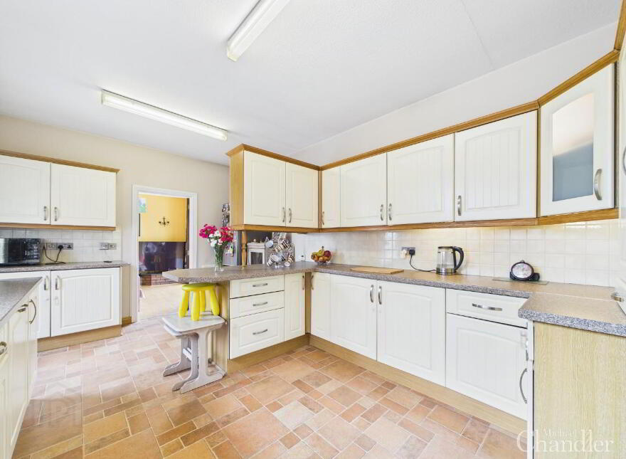 8 Beechill Road, Saintfield Road, Belfast, BT8 7PT