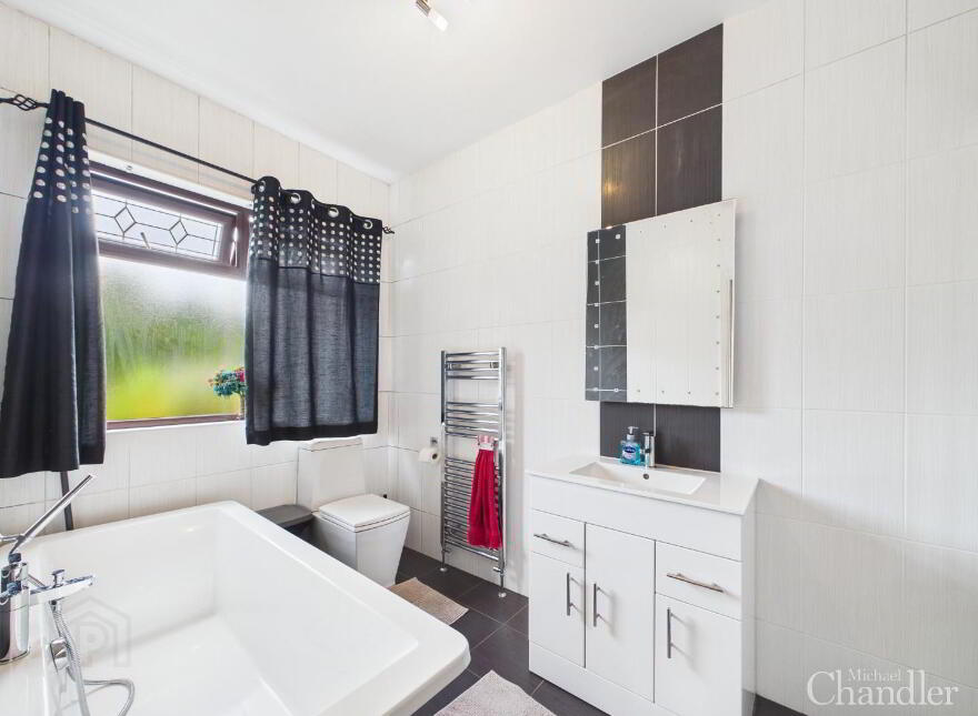 8 Beechill Road, Saintfield Road, Belfast, BT8 7PT