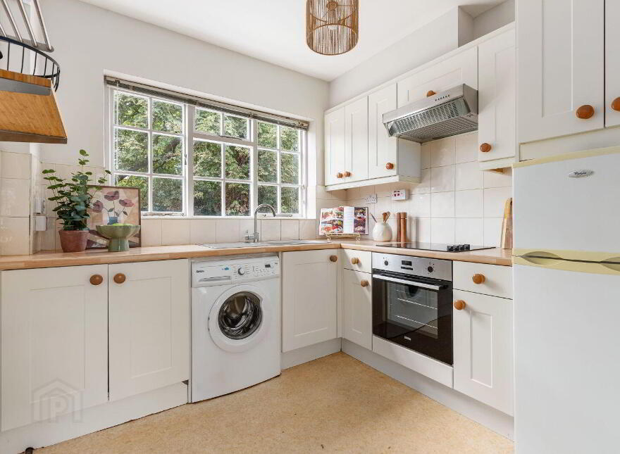 6 Camberley Elms, Churchtown, Churchtown, D14Y660