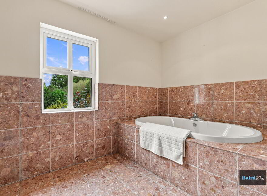 Dungorman House, 67 Dungorman Road, Grange, Dungannon, BT71 6SE