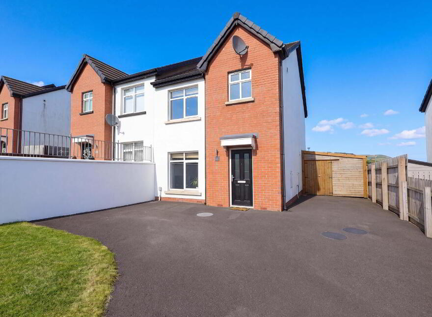 38 Thornberry Road, Belfast, BT14 8ED