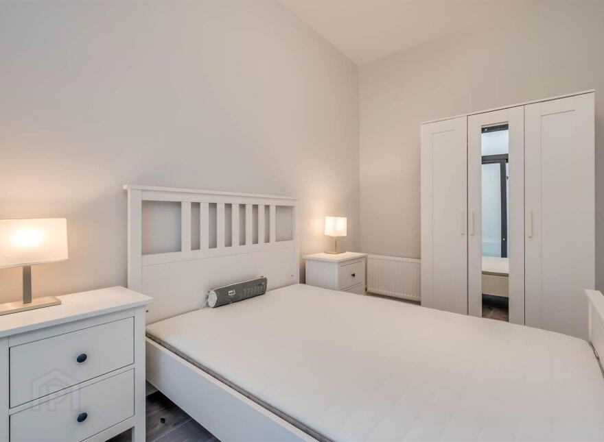 Apt 2, 41 Wellington Park, Belfast, BT9 6DN