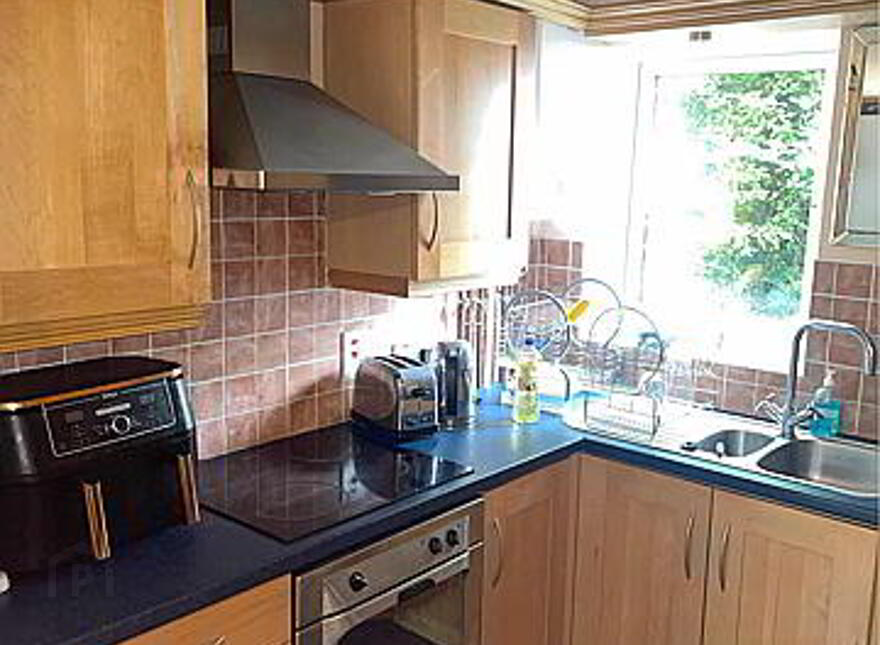 7c Stranmillis Court, Belfast, BT9 5EU