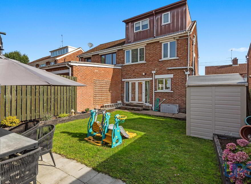 7 Stockmans Park, Andersonstown, Belfast, BT11 9AX