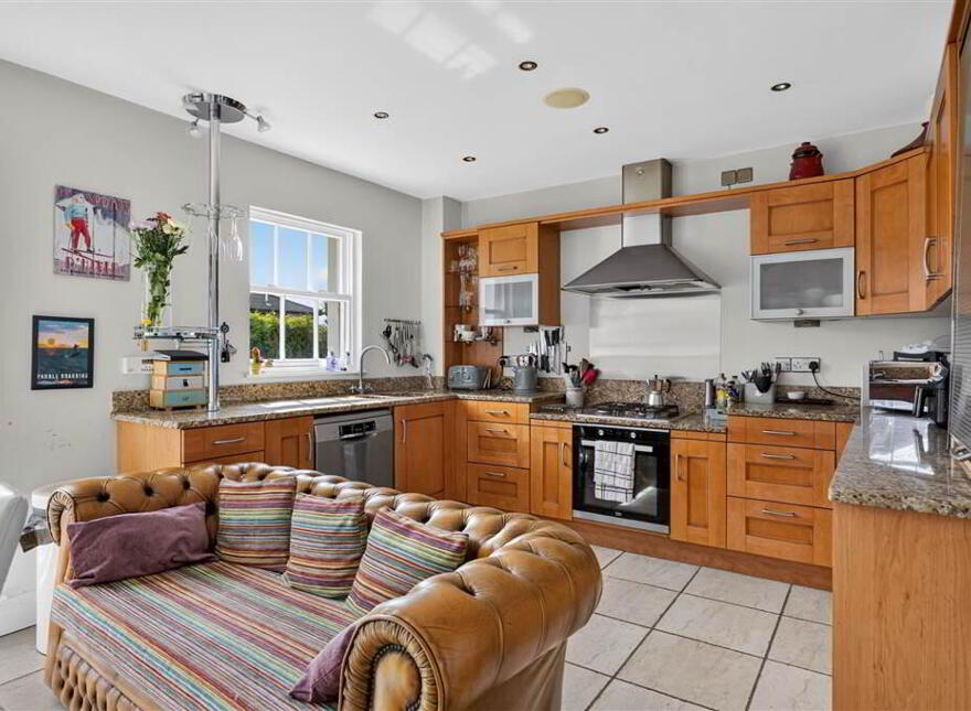 16 Regents Wood, Malone Road, Belfast, BT9 5RW